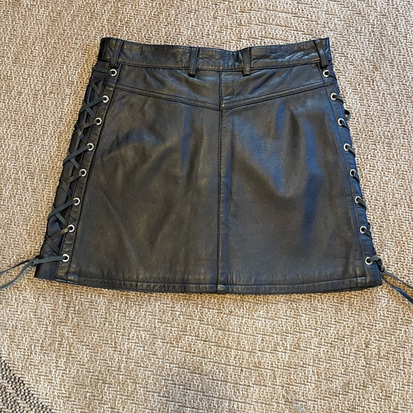 Vintage First Genuine Leather Black Lace-Up Mini Skirt Size 10 - Picture 5 of 7